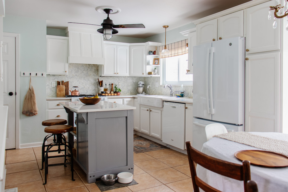 Кухонная вытяжка своими руками — оттенки синего интерьера